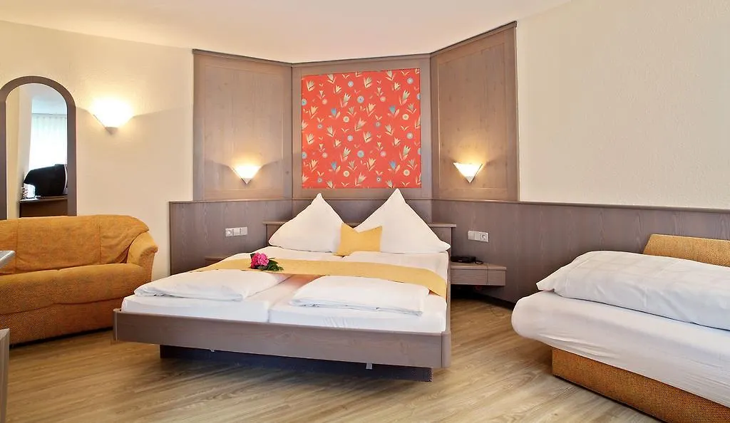 Hotel Gasthof Traubenbraeu Krumbach Németország