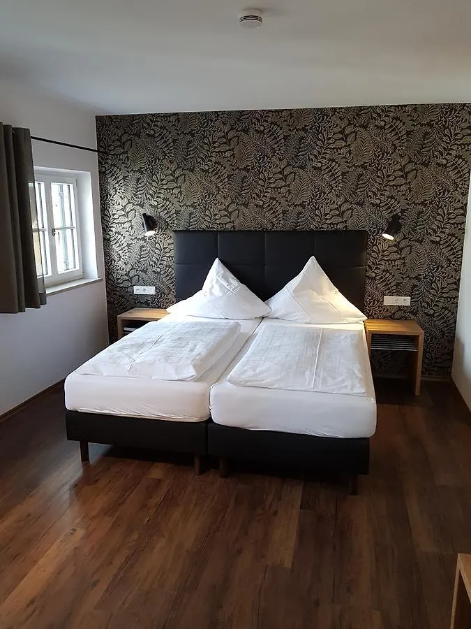 Hotel Gasthof Traubenbraeu Krumbach